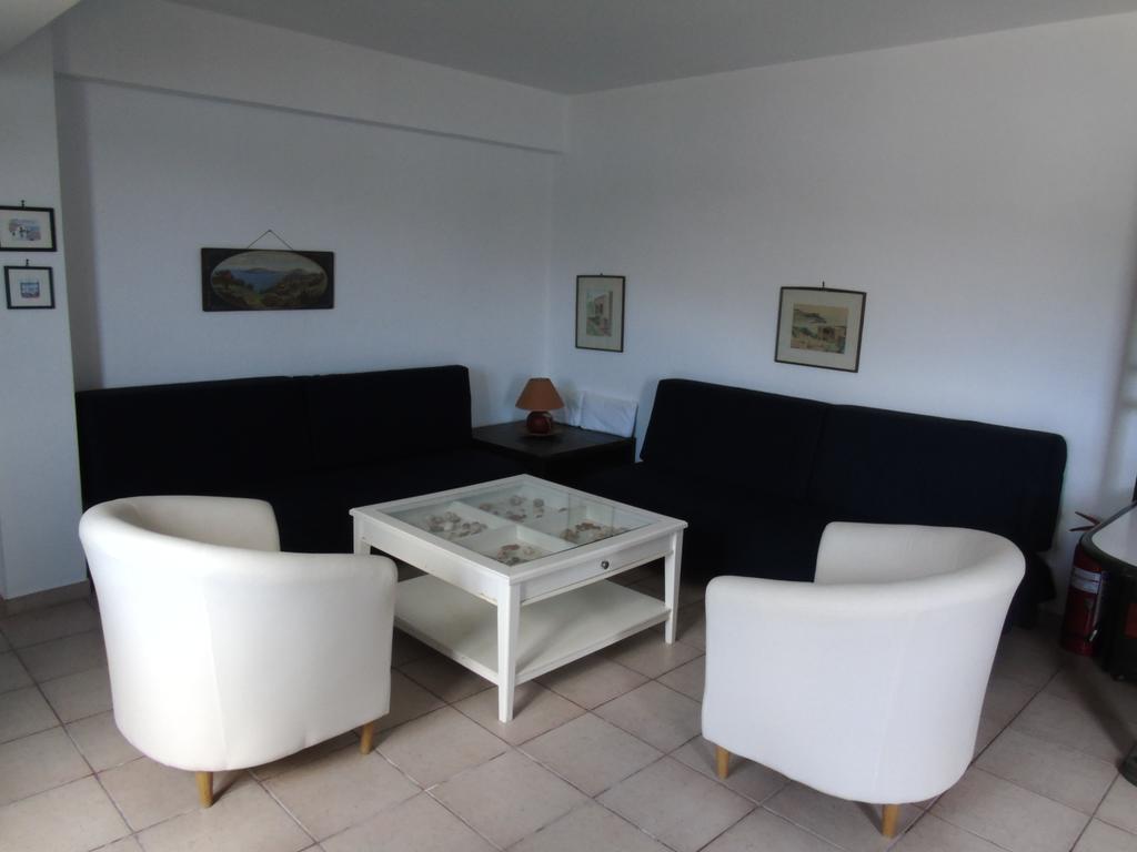 Mely Hotel Kapsálion Extérieur photo